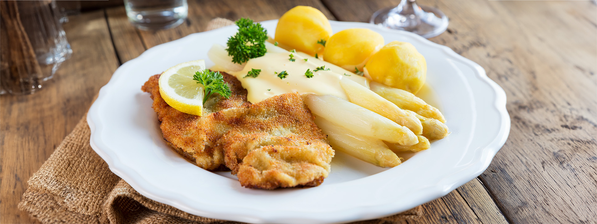 Agrarhandel_Dürrenhofe_Hofküche_Spargel_mit_Schnitzel_Header.jpg